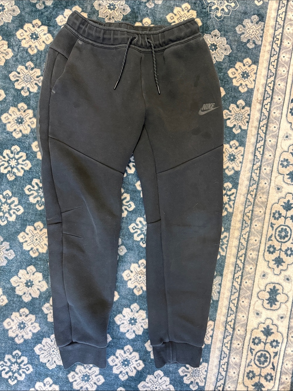 Nike Tech joggers